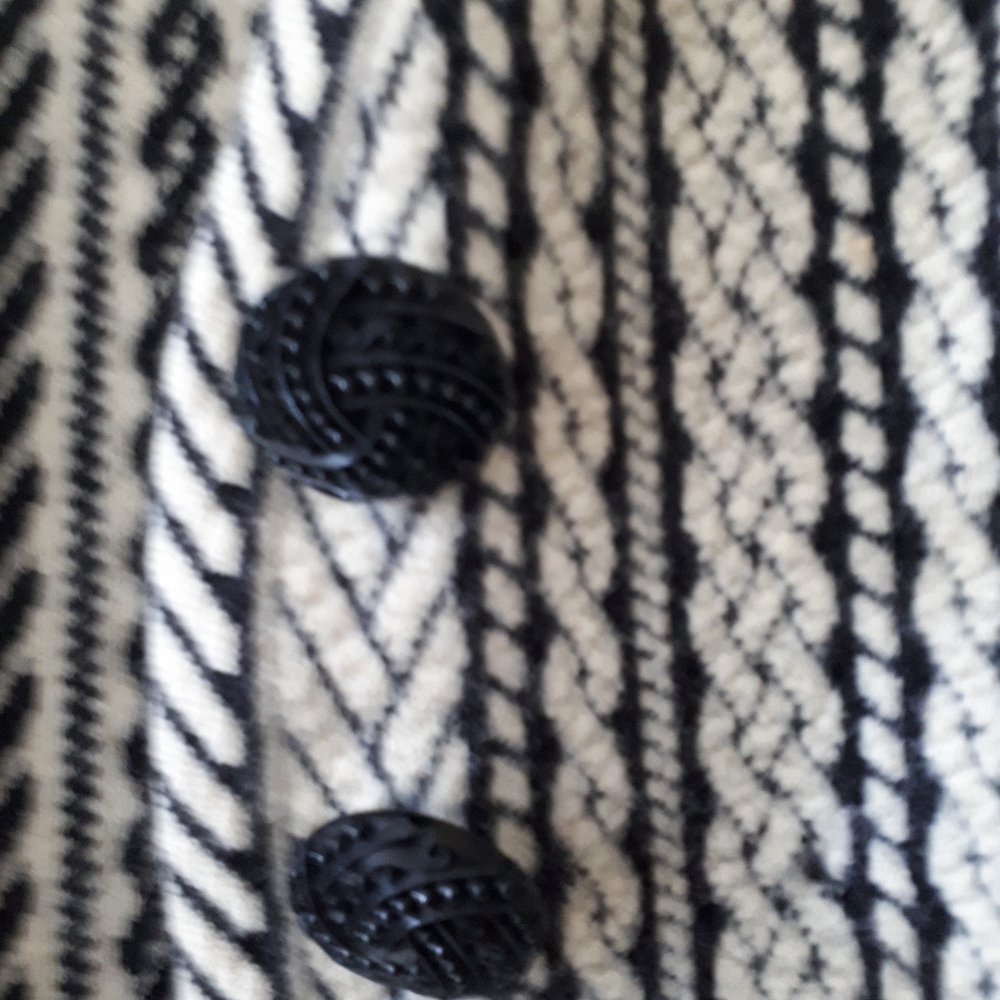 Knitted jacket - Picture 3 of 5